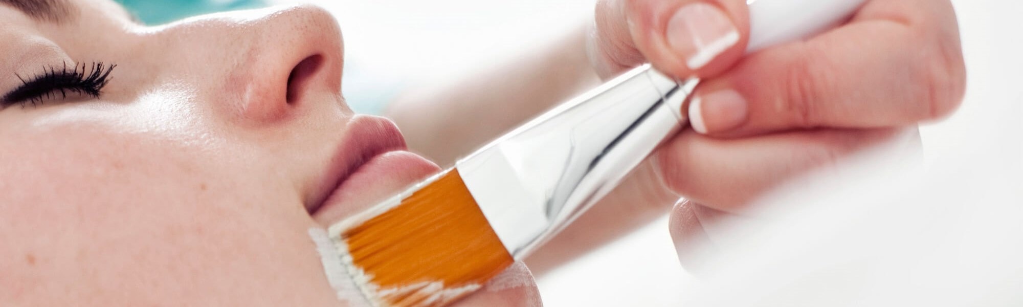 my sensitive skin is in a mess article